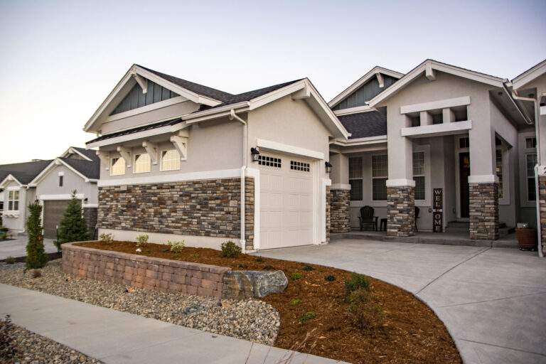 front retaining wall with mulch